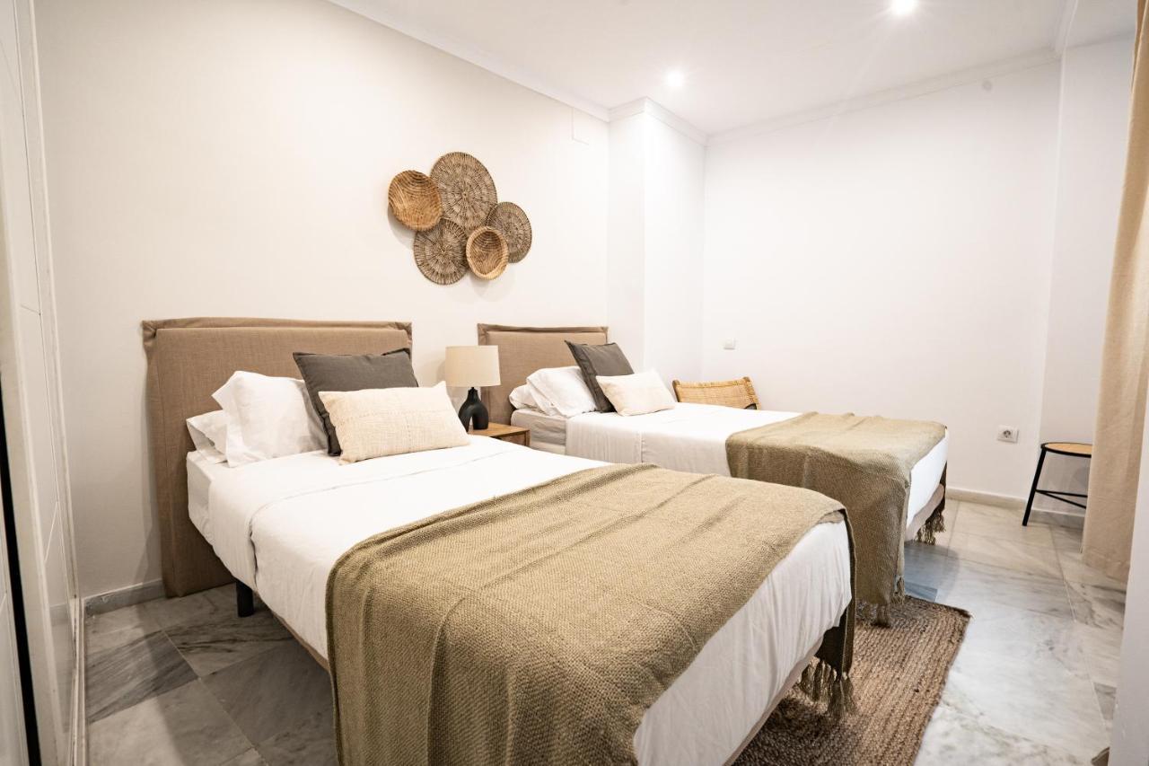 Stay U-Nique Apartments Plaza Constitucion Málaga Extérieur photo