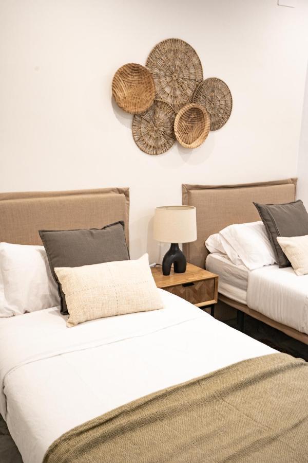 Stay U-Nique Apartments Plaza Constitucion Málaga Extérieur photo