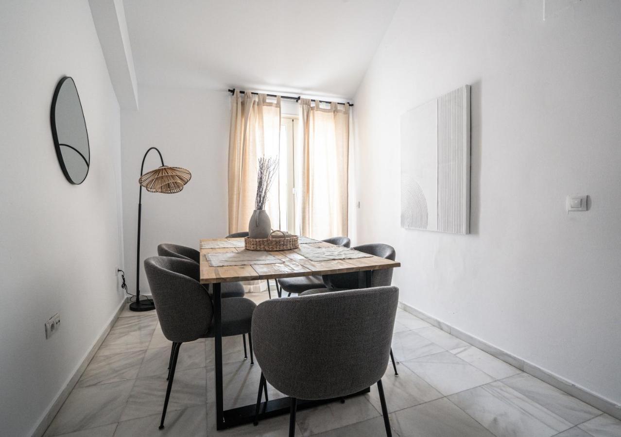 Stay U-Nique Apartments Plaza Constitucion Málaga Extérieur photo