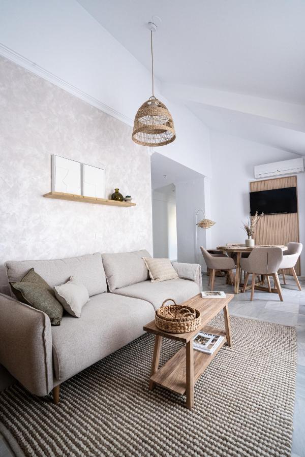 Stay U-Nique Apartments Plaza Constitucion Málaga Extérieur photo