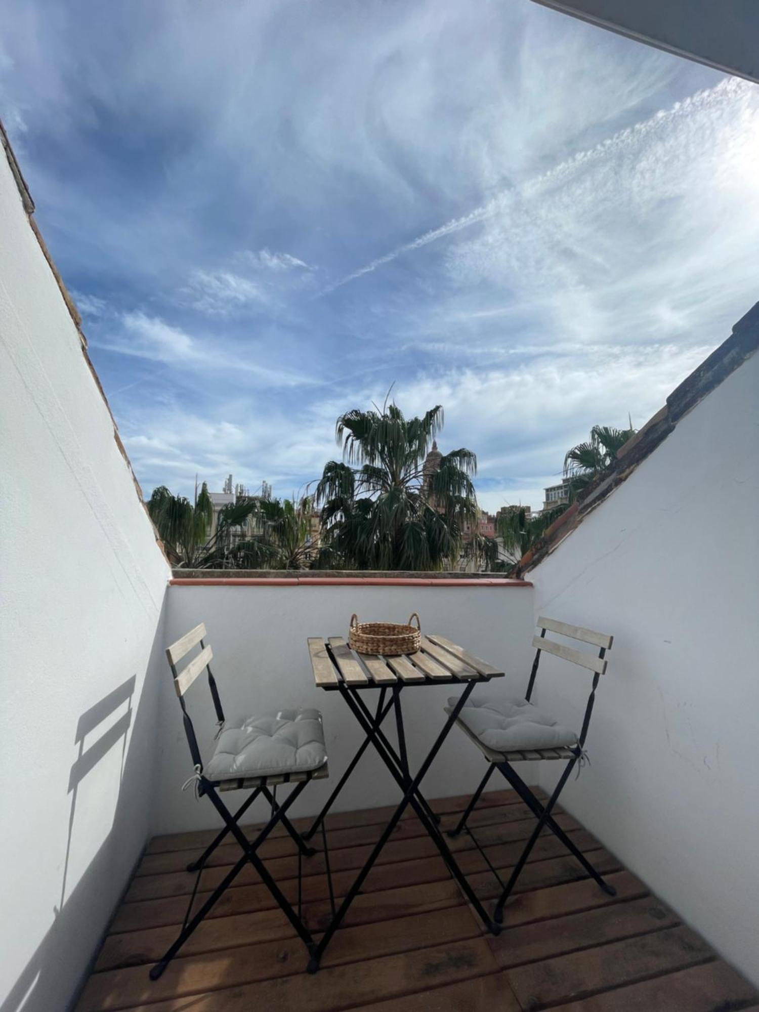 Stay U-Nique Apartments Plaza Constitucion Málaga Extérieur photo